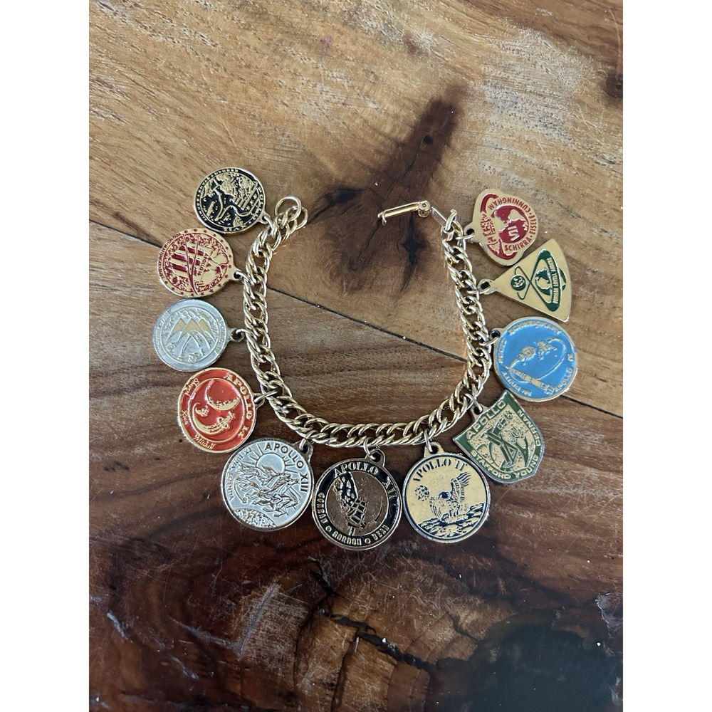 NASA Apollo 7-17 Missions Vintage Charm Bracelet Missions 11 Charms